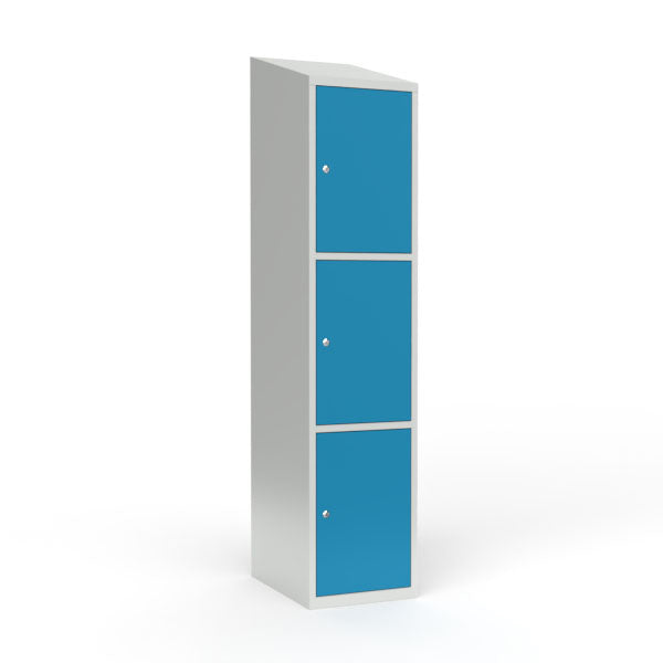 Skoleskab 1x400 Skråt tag 3 rum i højden Lys blå ståldør Cylinderlås