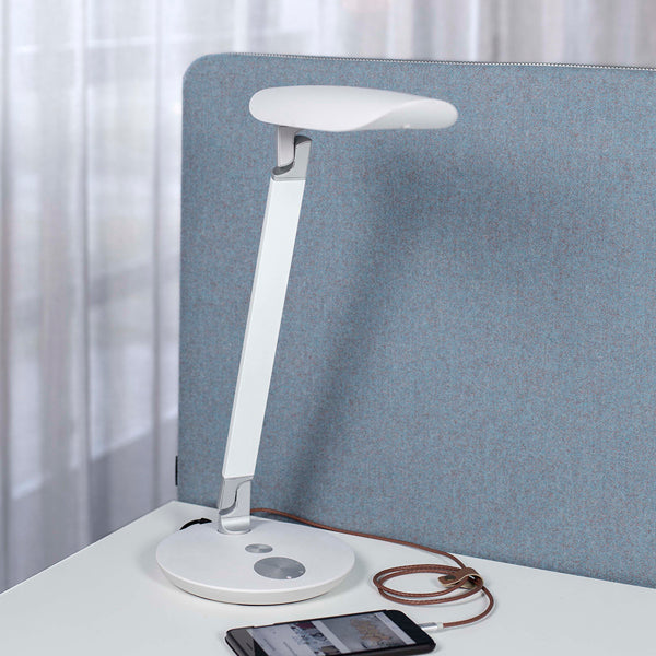 Funkia Hvid LED bordplampe