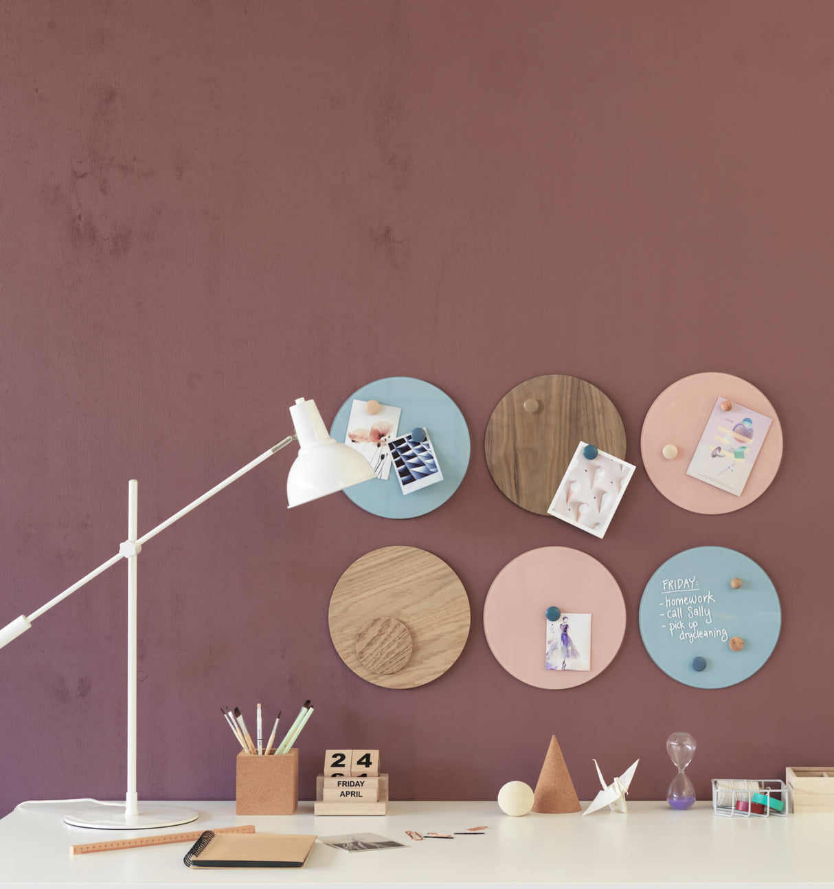 Cirkel 25 cm. Eg Magnetisk tavle