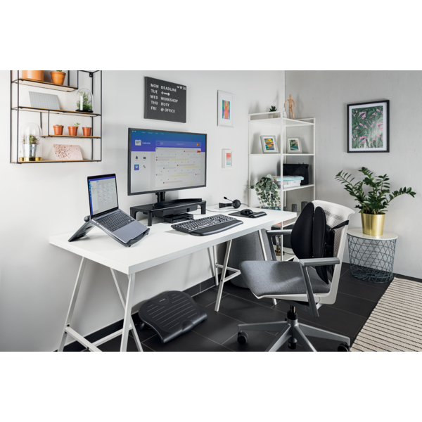 Kensington SmartFit-skærmstativ med skuffe