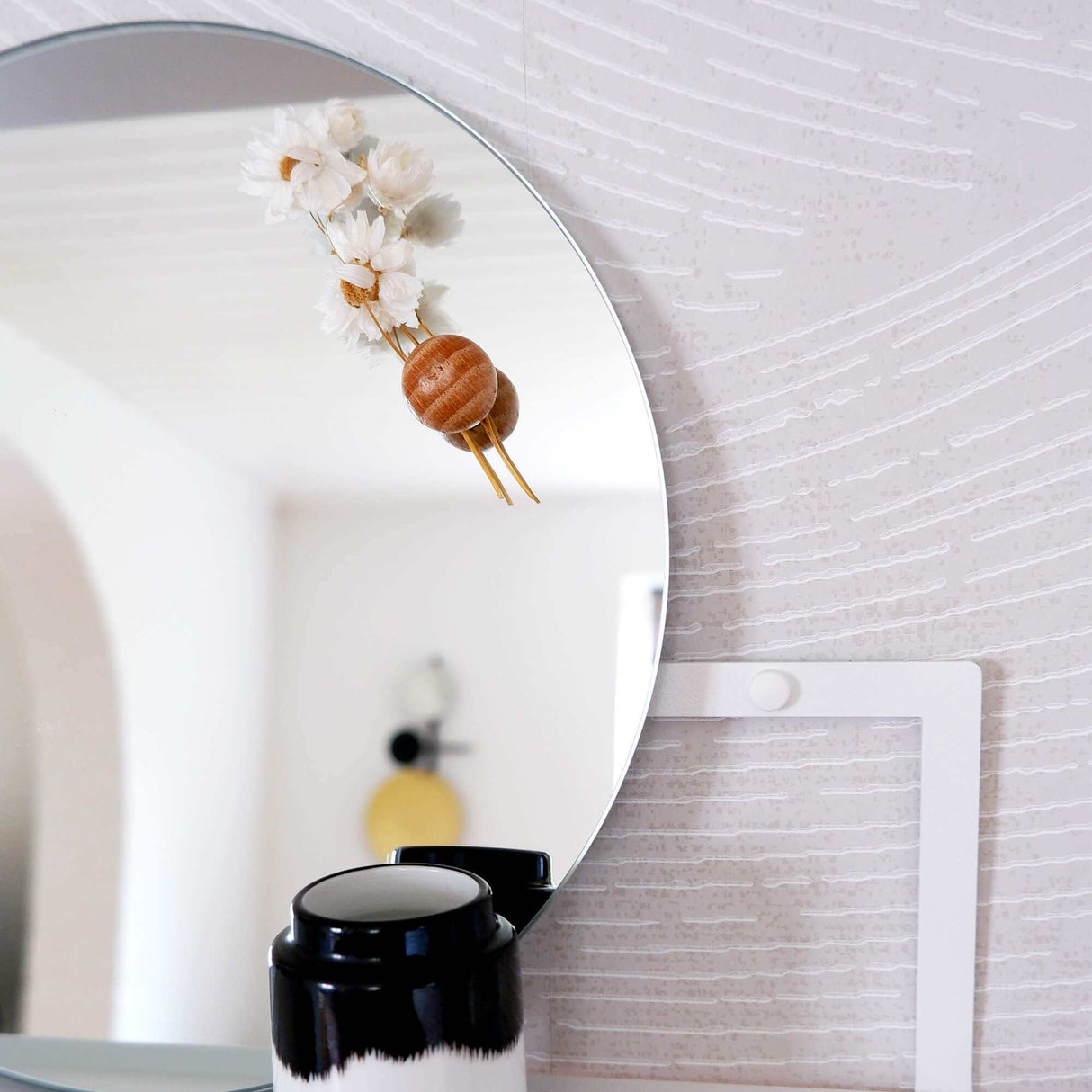 Hvid gallerihylde | 90 cm. Gallerihylde, Hvid metal | Officely