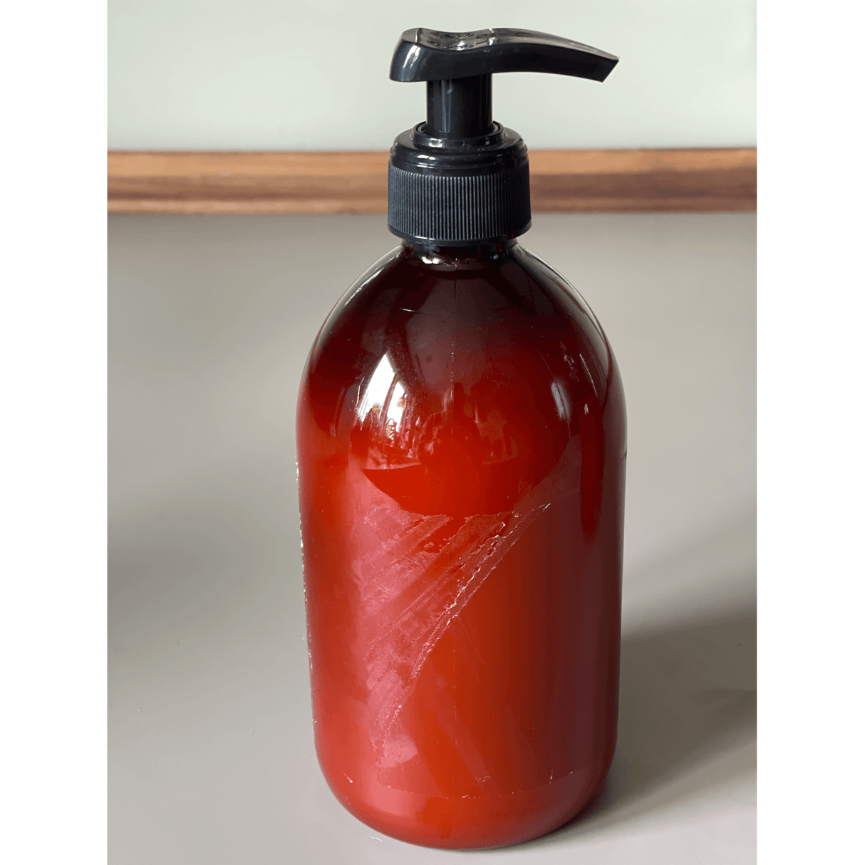 Brown pharmacy bottle glue.png