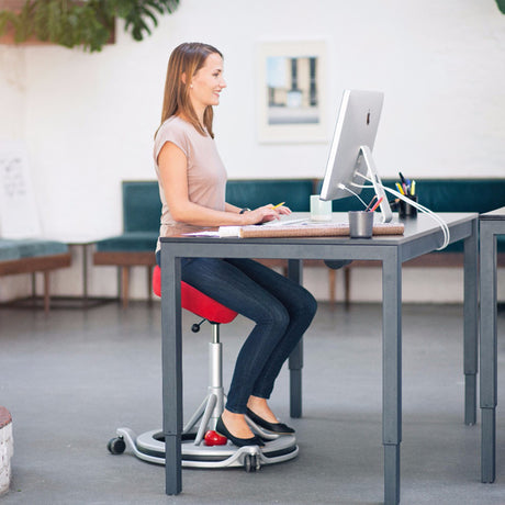 BackApp Smart Alcantara, rød med alugråt understel – image 3