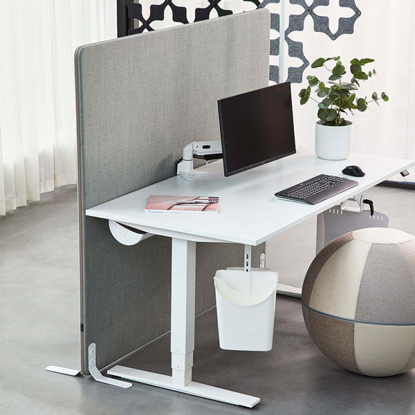 Gulvskærm 1400x1000 mm med søm Prisgruppe 3