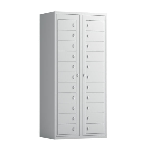 Tøjudleveringsskab 2x11 rum med lige tag og lys grå døre med greb f/hængelås – image 1