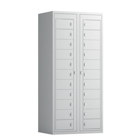 Tøjudleveringsskab 2x11 rum med lige tag og lys grå døre med greb f/hængelås – image 3