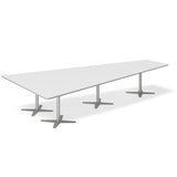 Konferencebord DNA, Lysgrå 3800x1990 mm trapezformet, Alugrå understel
