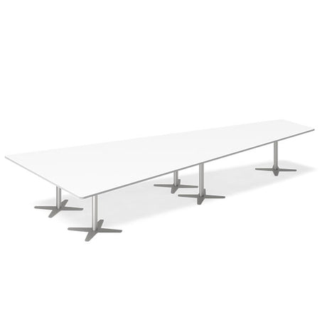 Ergoff Konferencebord DNA, Hvid 5000x2365 mm trapezformet, Alugrå understel – Konferenceborde (billede 1)