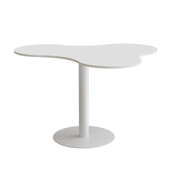 Form o Miljö Bord Amöba 1005, 1200x1500 mm, Højde 900 mm, Hvid laminat, Hvidt stel – Kantineborde