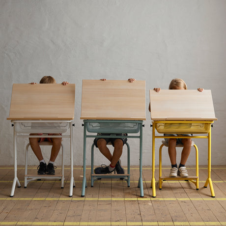 Elevbord Atlas 1128, 650x550mm, eg højtrykslaminat, hvidt stel – image 2