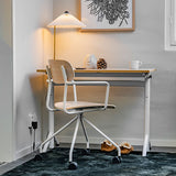 Stol Atlas 2112 på hjul, hvidpigmenteret egelaminat, hvidt stel