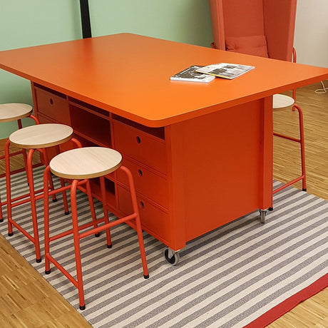 Studiebord Snickaren, 2000x1200 mm Højde 900 mm, Bordplade i massiv eg – image 2