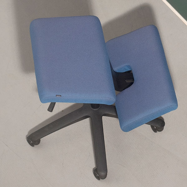 Knæstol Varier Wing Balance sort hjulkryds, sort – image 8