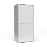 Sonesson Garderobeskab 2x400 mm m/lige tag, 2 rum i højden og lys grå dør m/cylinderlås – Garderobeskabe (billede 1)