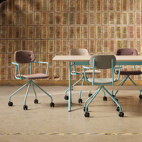 Stol Atlas 2112 på hjul, hvidpigmenteret egelaminat, turkis stel – image 2