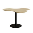 Form o Miljö Bord Amöba 1005, 1200x1500 mm, Højde 900 mm, Birk laminat, Sort stel – Kantineborde