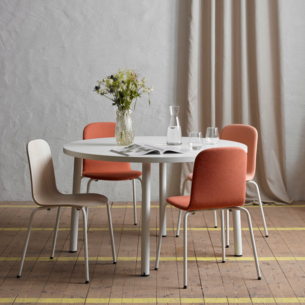 Bord Add 590, Ø1200 mm, højde 720 mm, birk laminat på alu stel – image 1