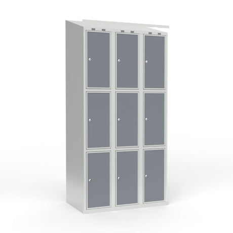 Skoleskab 3x300 Skråt tag 3 rum i højden Lys grå laminatdør Cylinderlås – image 1