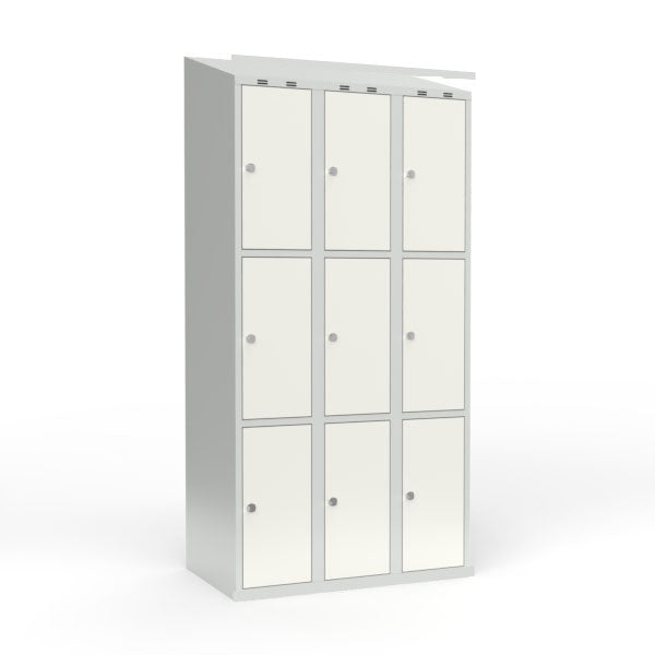 Skoleskab 3x300 Skråt tag 3 rum i højden Hvid ståldør Greb for hængelås – image 1