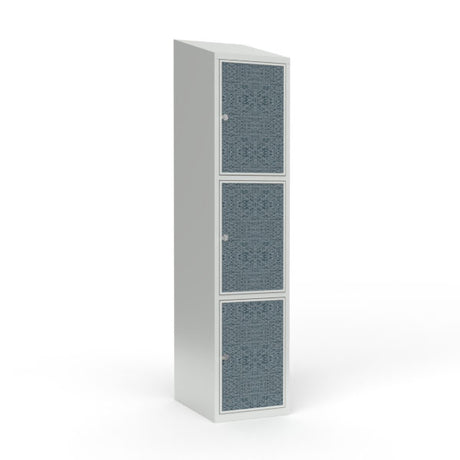 Skoleskab 1x400 Skråt tag 3 rum i højden VirrVarr Black laminatdør Greb for hængelås – image 1