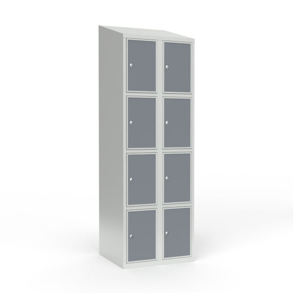 Skoleskab 2x300 Skråt tag 4 rum i højden Lys grå laminatdør Cylinderlås – image 1