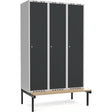 Garderobeskab 3x400mm m/lige tag, antracit dør med cylinderlås og siddebænk – image 1