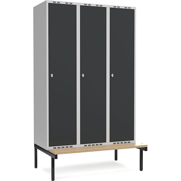 Garderobeskab 3x400mm m/lige tag, antracit dør med greb for hængelås og siddebænk – image 1
