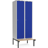 Garderobeskab 2x400mm m/lige tag, blå dør med cylinderlås og siddebænk – image 1