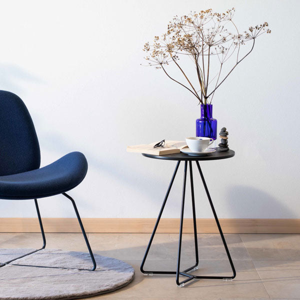 Bord Tilkka lys grå linoleum, sort stel – image 3