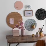 Cirkel 35 cm. Sort med hvid Terrazzo Magnetisk glastavle