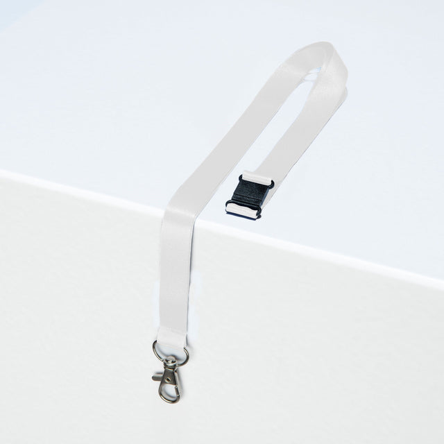 Nøglesnor m/karabinhage genbrugsplast hvid (10) – image 1