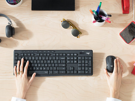 Logitech MK295 Silent Wireless Combo Desktop set, Graphite (Nordic) – Tastatur- og musesæt (billede 2)