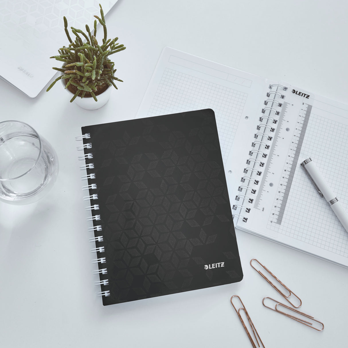 Notesblok WOW PP A5 kvad.80g/80ark sort