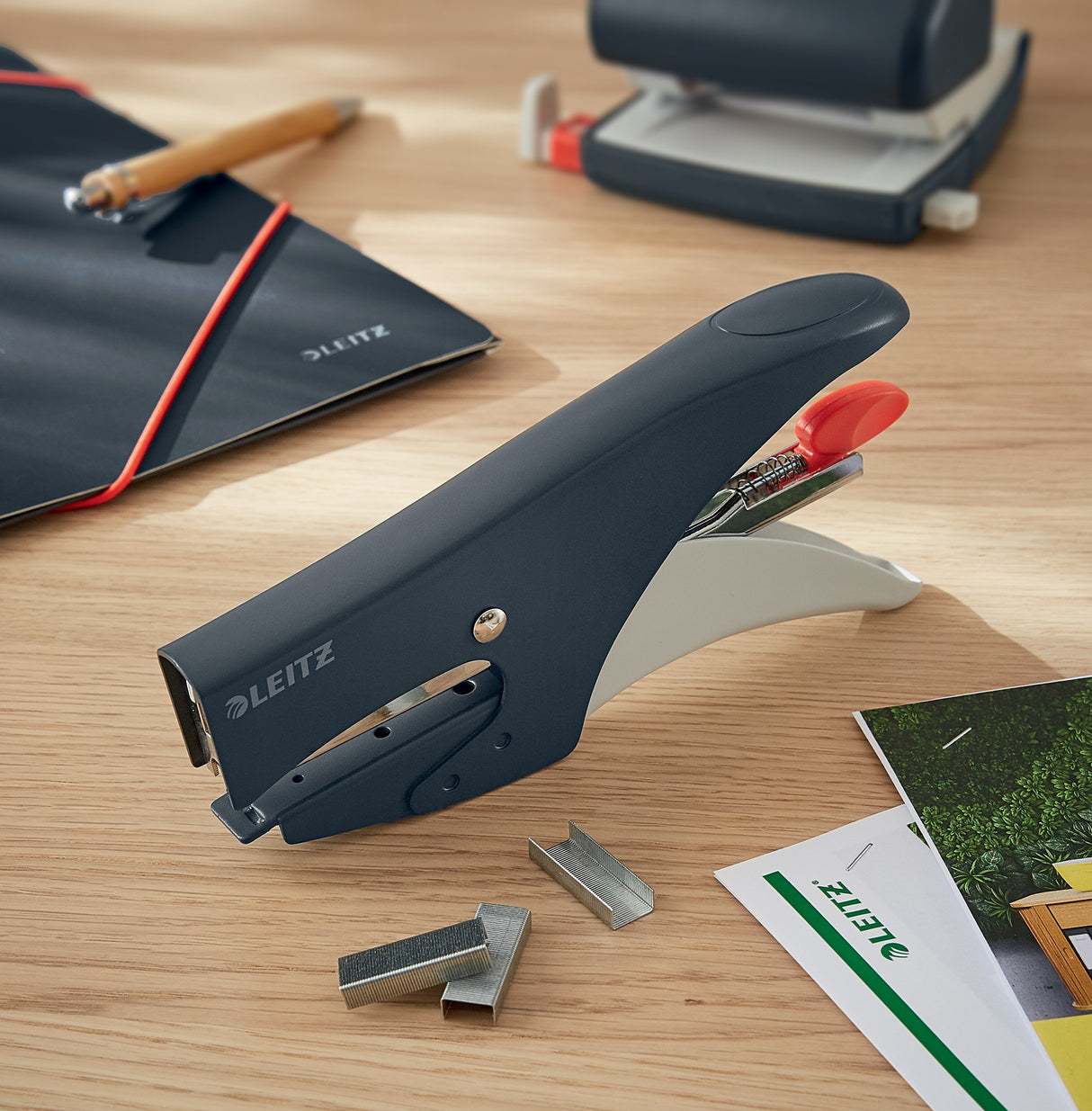 Hæftetang Cosy klamme10 t/15ark grå – image 2